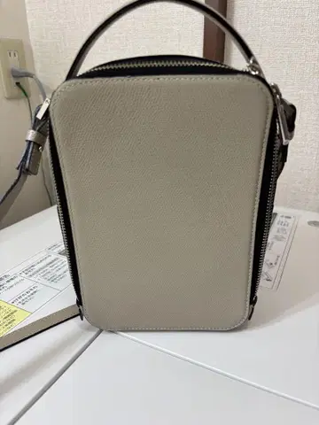 Epoi 스퀘어 숄더백