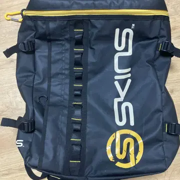 SkiS 로고 백팩 블랙