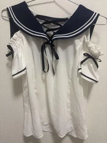 시크릿허니 세일러 탑
