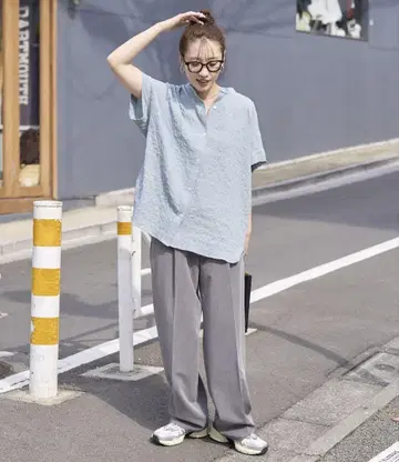 내추럴 포코포코 프렌치 슬리브 블라우스