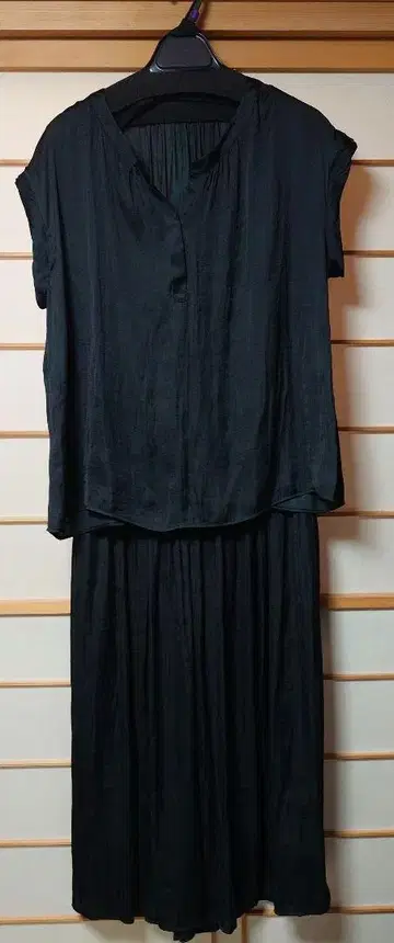 [새상품급] 쿠미쿄쿠 블랙 티셔츠와 팬츠 (사이즈는 6 세트 판매)