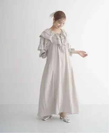 jumelle Hug frill dress 그레이 원피스