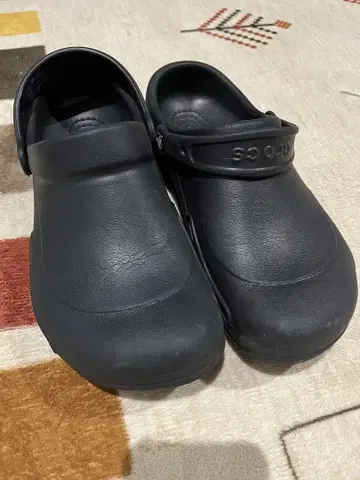 Crocs 블랙 사보 샌들 27cm