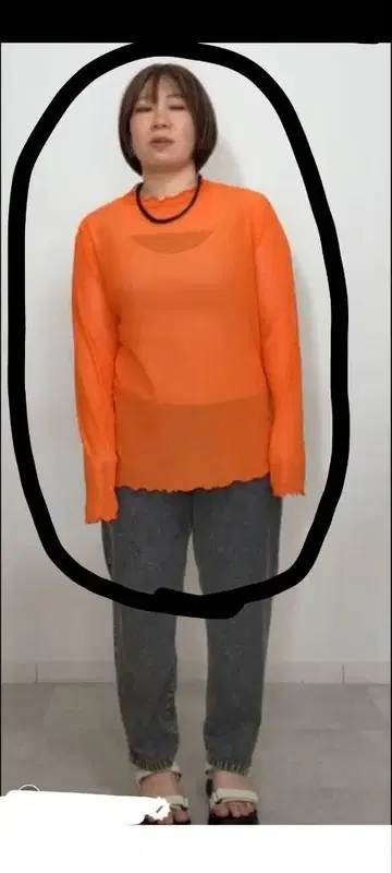 새상품 미사용 택 포함 시마무라 오카다유리 오렌지 시어 풀오버 LL