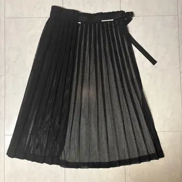 zucca 블랙 메쉬 플리츠 스커트