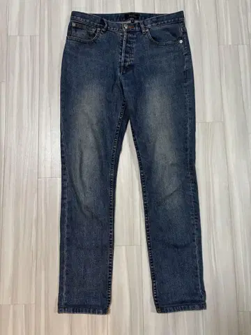 A.P.C. PETIT NEW STANDARD 29 사이즈 데님