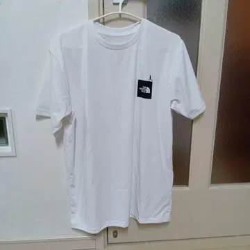 The North Face NT32479 화이트 티셔츠 L
