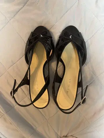 미품 REGAL 블랙 샌들 스트랩 23.5