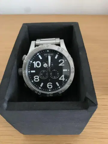 닉슨 NIXON 51-30 CHRONO 손목시계 A083-000