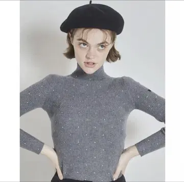 label rhinestone rib knit high neck