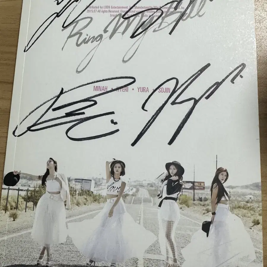 【廃盤品】【サイン入り】Girl's Day Something CD MV] GIRL'S DAY(걸스데이) _ Something (Dance ver.) - YouTube