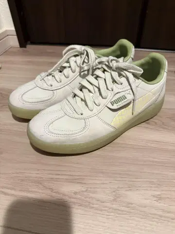 새상품급 PUMA 푸마 스니커즈 26cm