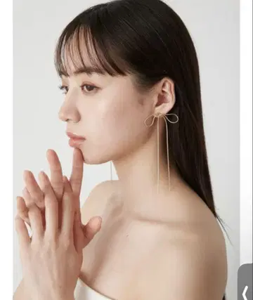[새상품] snidel 리본 귀걸이 실버
