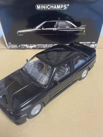 BMW M3 STREET 1987 미니챔프
