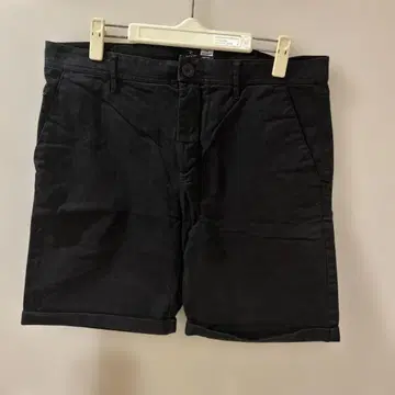 RIP CURL 블랙 숏팬츠 사이즈 34