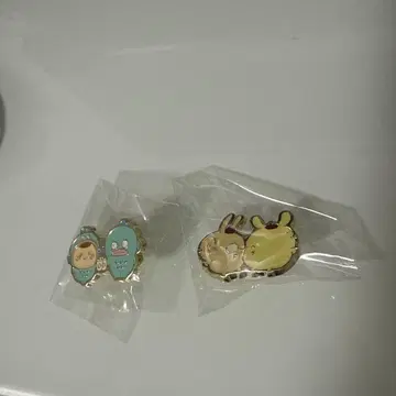 치이카와 산리오 캐릭터 콜라보 핀 배지