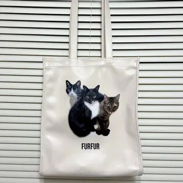 [ FURFUR x 카미코쿠료 모에 ] 트리플 캣 토트백 아이보리