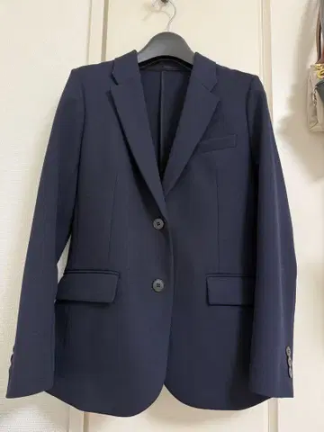 1회 착용 UNIQLO 감동 자켓 xs