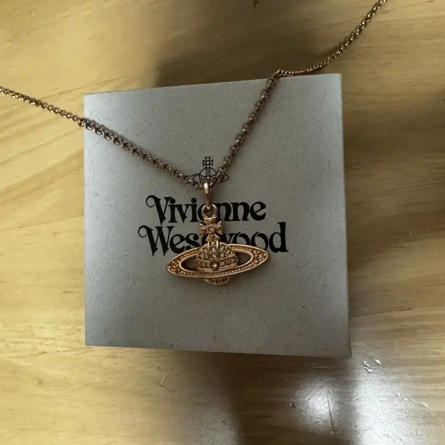 【just LoveR.】Love Affair Necklace JustloveR Love Affair Necklace on Bunjang Global Site.