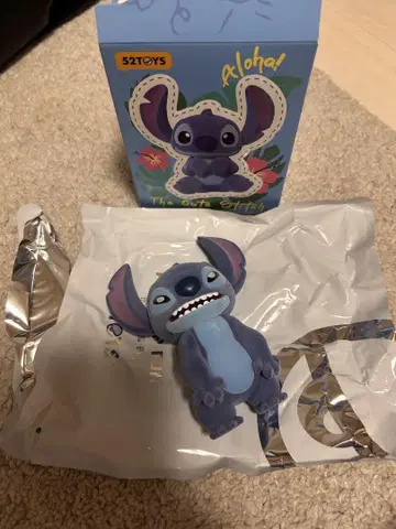 52TOYS 스티치 피규어