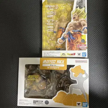 SH Figuarts 손오공 초사이어인 덤 포함
