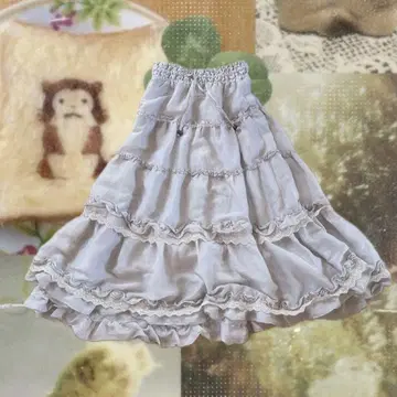모리걸 단단 프릴 스커트 광택 엑시즈팜 베이지 그랑지