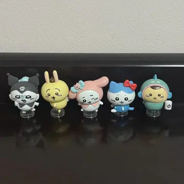 치이카와 산리오 콜라보 변신 피규어 가챠