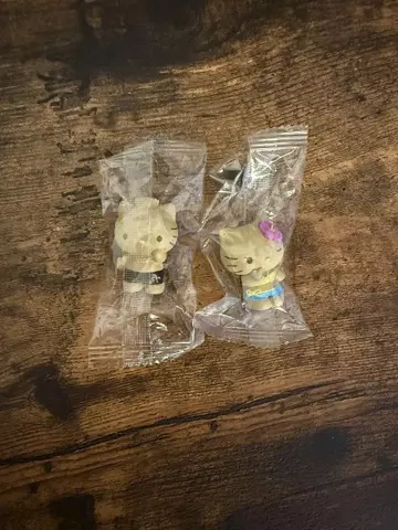 헬로키티 스트랩 2개 세트