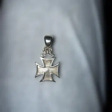 실버950 십자가형 펜던트 알즈니