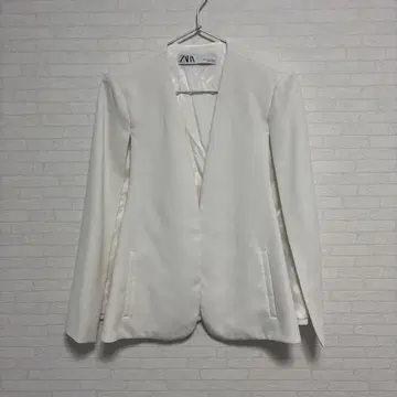 미사용 새상품 자라 ZW COLLECTION 케이프 자켓 화이트 XS
