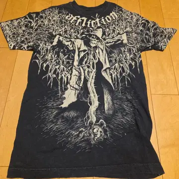 Affliction 블랙 티셔츠 S 사이즈