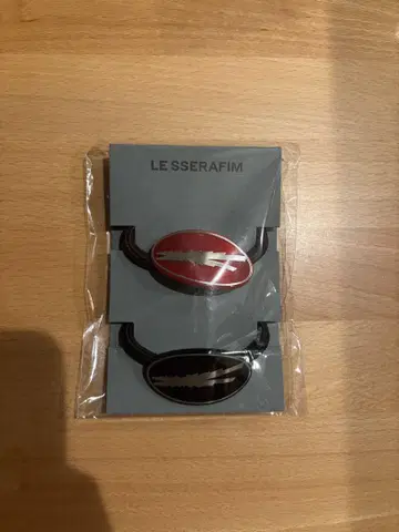 LESSERAFIM 머리끈 레드 블랙 세트