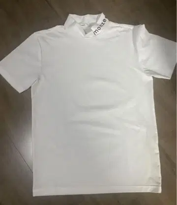 monzee 하이넥 화이트 골프웨어