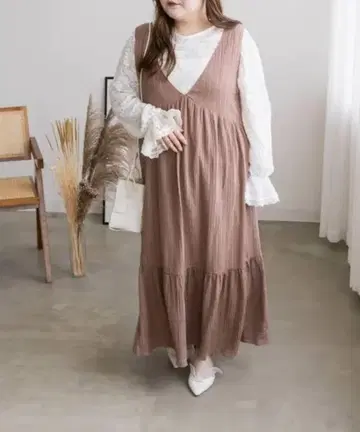 와셔 크레이프 V넥 원피스 CLETTE