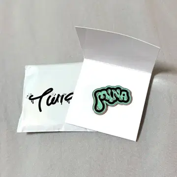 TWICE THIS IS FOR 랜덤 핀 배지 [미나]