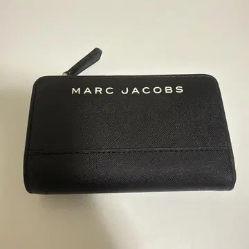MARC JACOBS 블랙 접이식 지갑