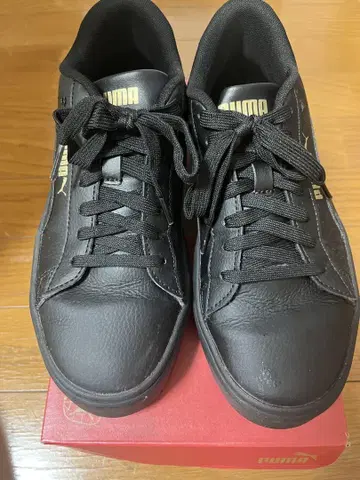 PUMA 블랙 스니커즈 통굽 23.5cm