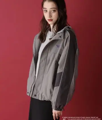 지나시스 리복 마운틴 후드티