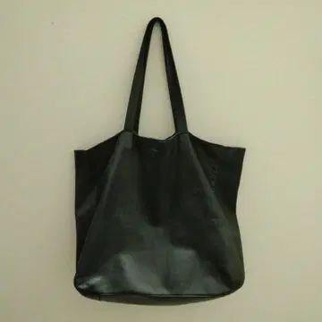 CLASKA 가죽 토트백 블랙