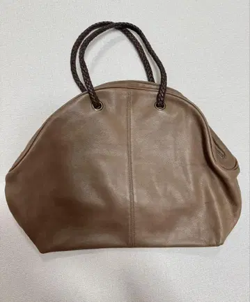 브라운 가죽 핸드백 뜨개질 핸들