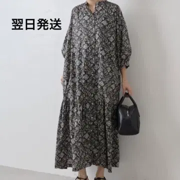 BEARDSLEY 비어즐리 꽃 사라사 개더 원피스