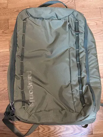 Patagonia 트레스팩 25L 카키