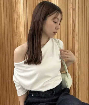 택 달린 새 상품 드레이프 넥 오프숄더 티셔츠 화이트