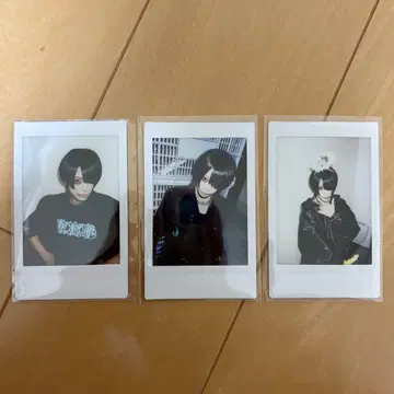달콤한 폭력 사키 폴라로이드 3장