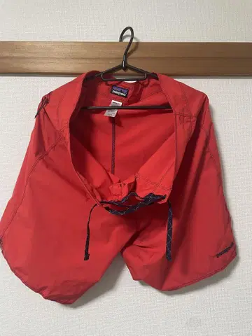 파타고니아 patagonia 숏팬츠 빨간색