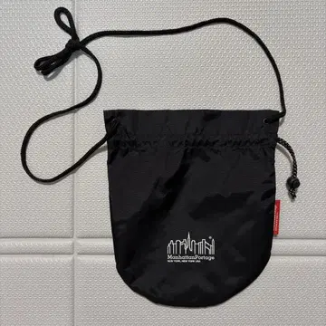 Manhattan Portage 블랙 클러치백