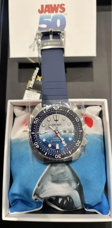 세이코 SEIKO 프로스펙스 JAWS 50주년 기념 한정판 SBDY137