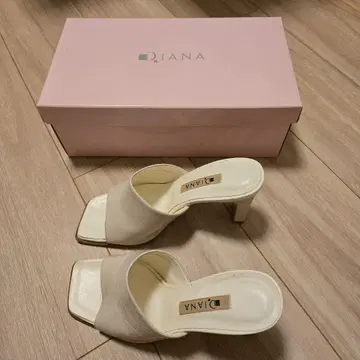DIANA 베이지 힐 샌들 UL 57274 IVB