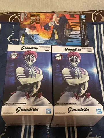 Grandista 아카자 피규어