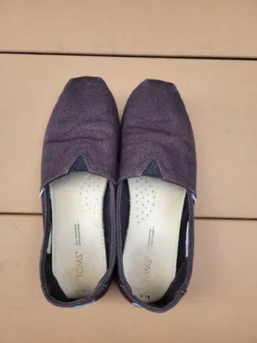 TOMS 슬립온